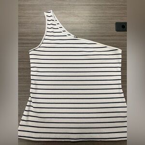 4 for $25 💛 INC International Concepts Navy and White Ribbed One Shoulder Top